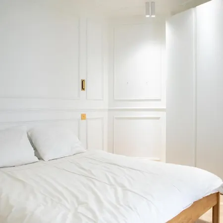 Appartamento Lavishly Curated 1bd Apartmentclignancourt Parigi